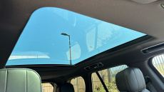 Land Rover Range Rover 3.0 D300 SE 4dr Auto Diesel Estate